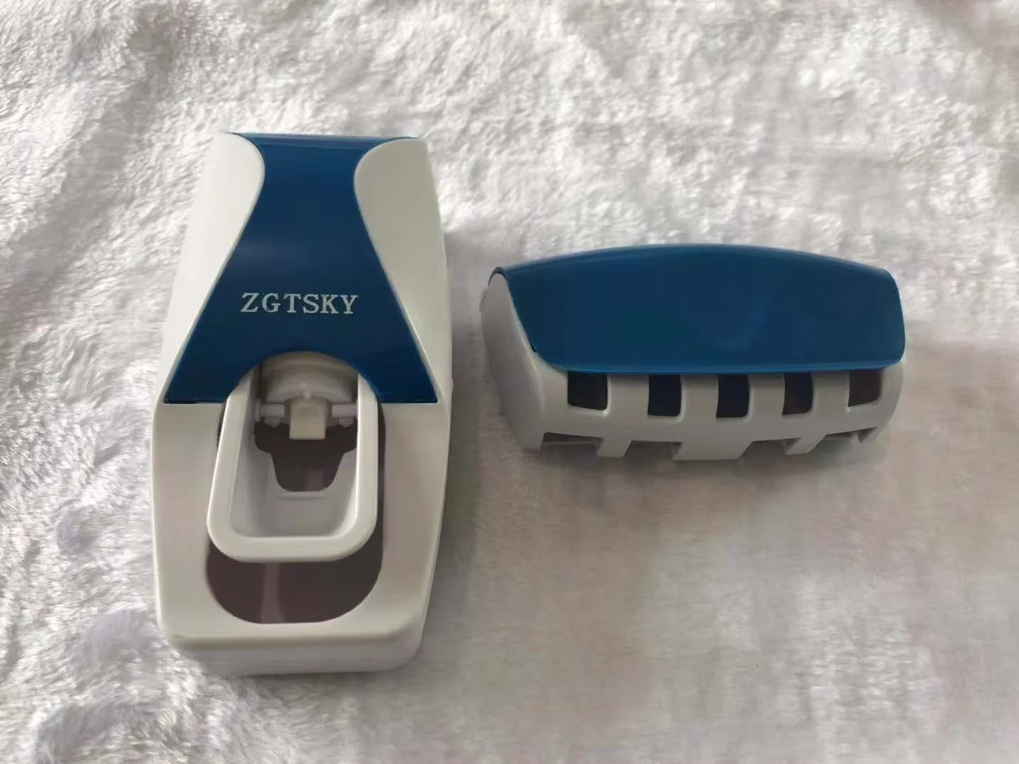 Bathroom Accessories Automatic Toothpaste Dispenser Dust-Proof Toothbrush Holder Wall Mount Stand Toothpaste Squeezers Tooth